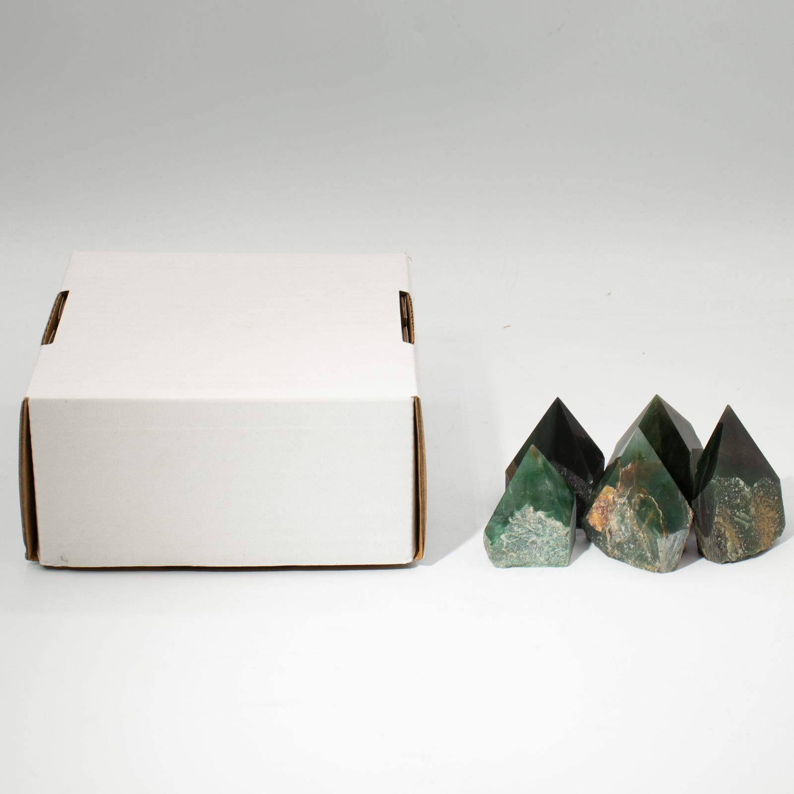 Edelsteinspitzen mit polierter Spitze – Grüner Aventurin (ca. 5-6 Stück) – Bild 4
