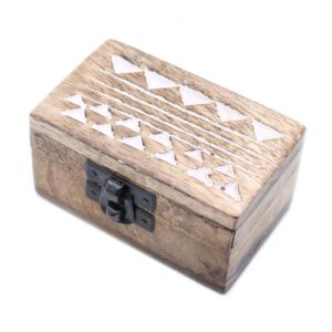 Holzbox in weiß lasierter Optik – Aztekenmuster – Modell 3x1.5