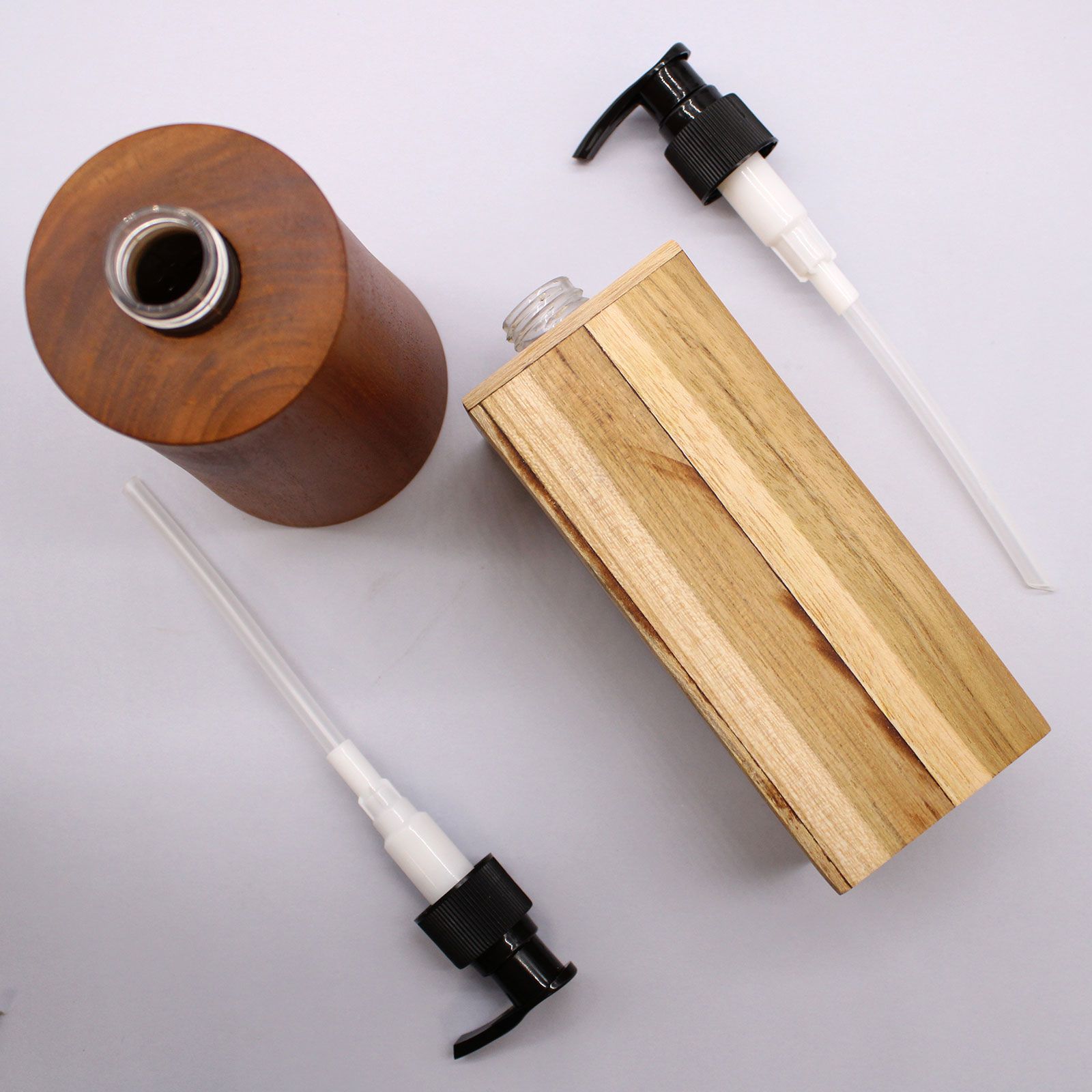 Seifenzubehör – Natur Teakwood Seifenspender – Quadratisch – Bild 2