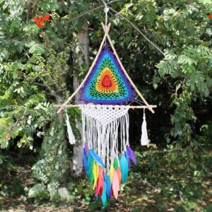 Bali-Traumfänger – groß mehrfarbig Pyramide