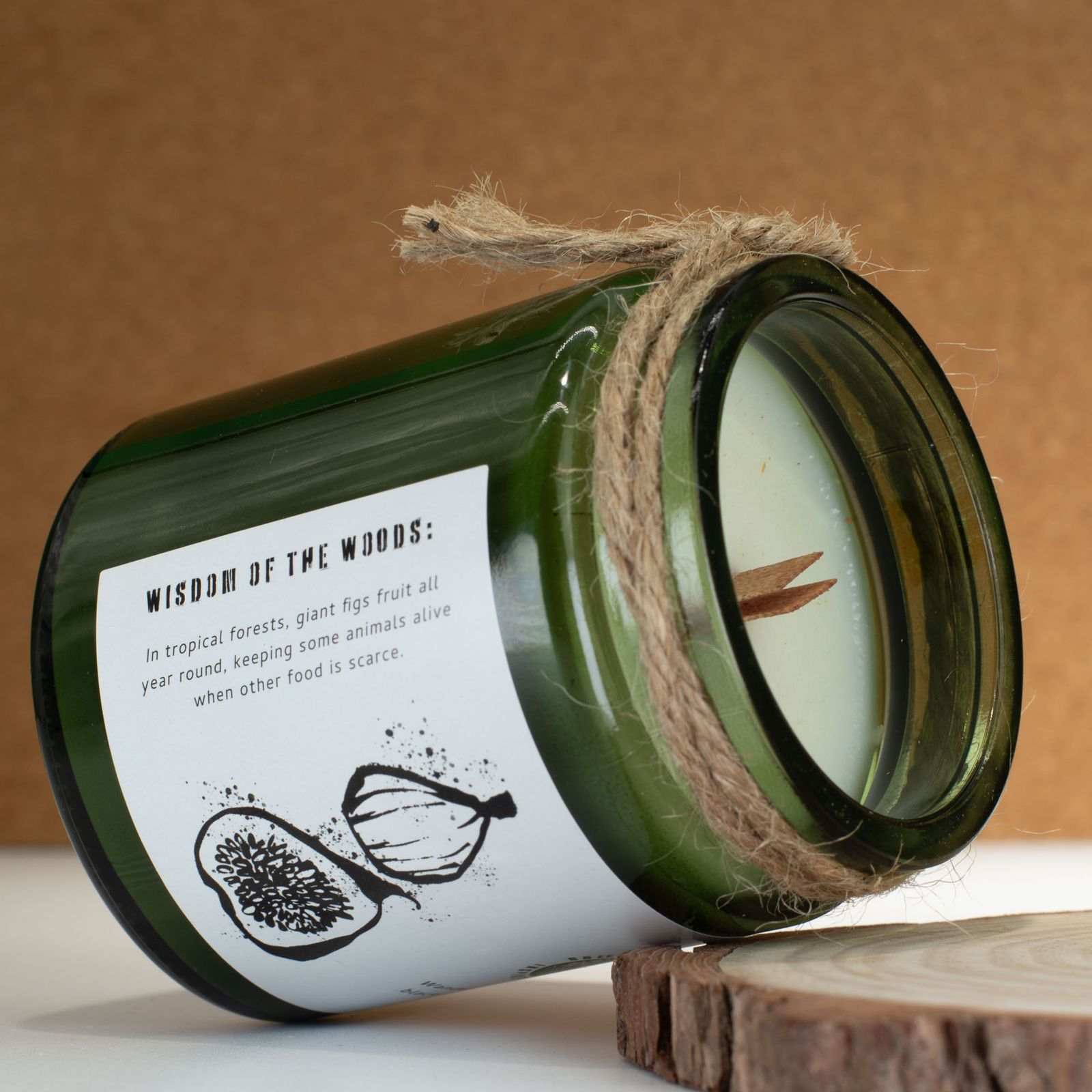 Sojawachskerze – Greenman Holzdocht Sojakerze – zerdrückte Feige & Cassis – Bild 4