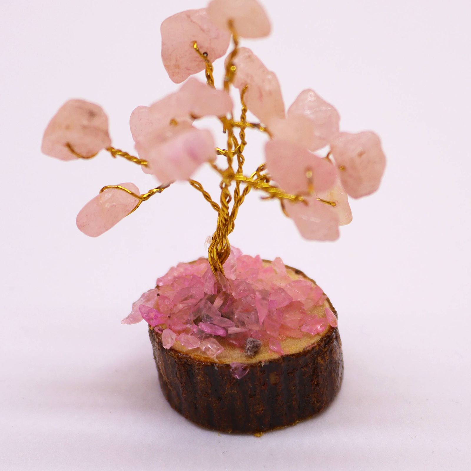 Mini-Edelsteinbaum mit Holzsockel – Rosenquarz (15 Steine) – Bild 2