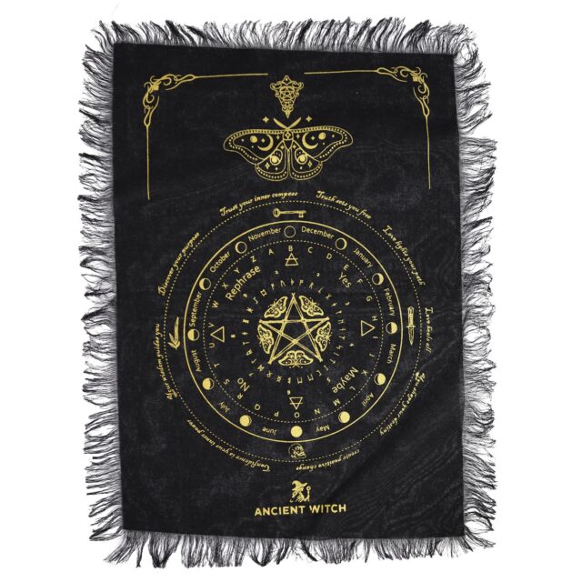 Pendeltuch „Ancient Witch“ – Mystisch Nachtfalter – Schwarz & Gold
