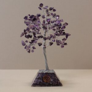 Edelsteinbaum mit Orgonit-Sockel – 160 Steine – Amethyst
