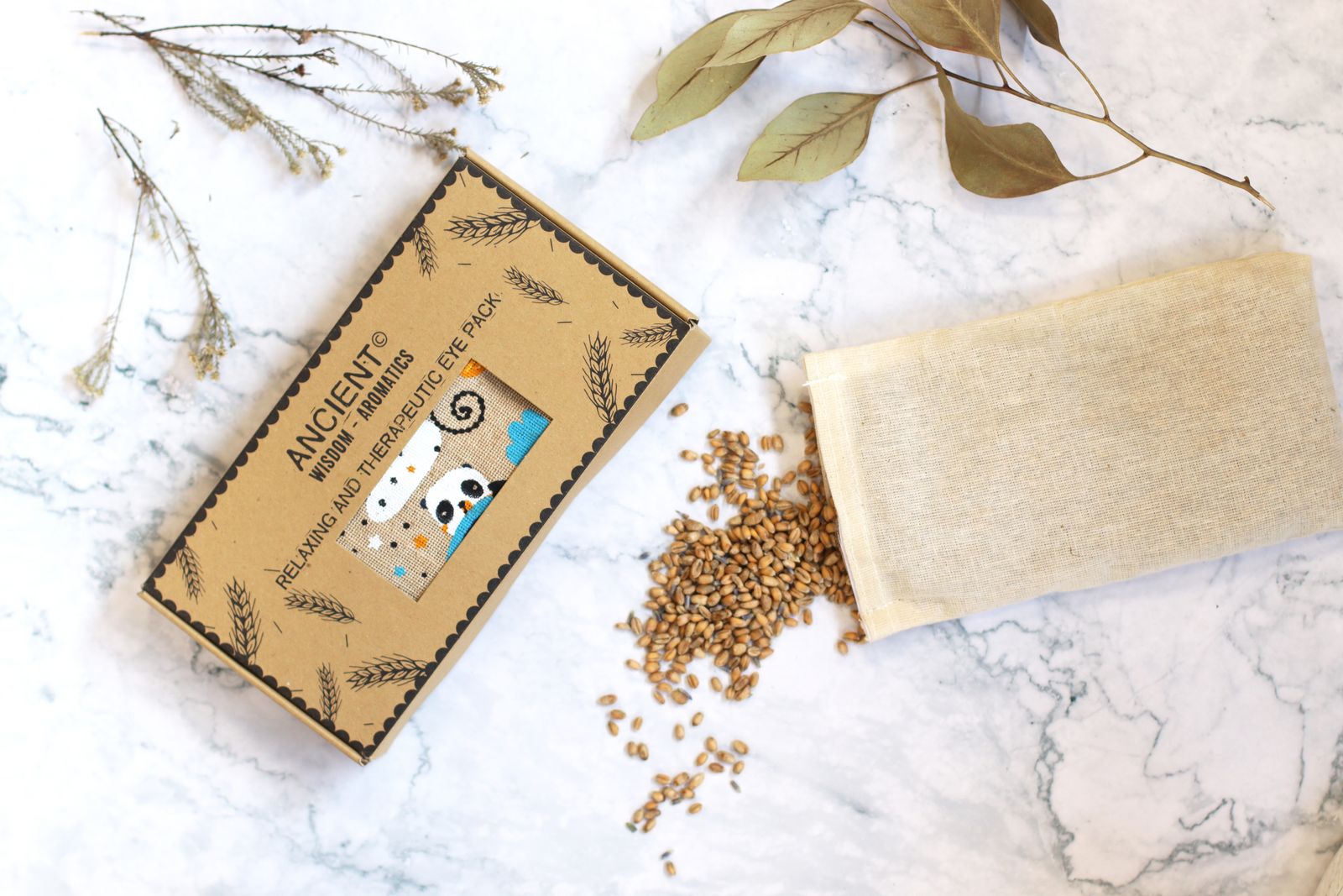 Massage-Accessoire – Augenkissen mit Lavendel aus Baumwolle und Jute in Geschenkbox – Sleepy Panda – Bild 2