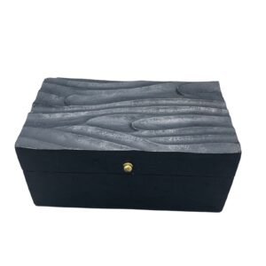 Aufbewahrungsbox in Vintage-Optik – 22 × 12 × 10 cm – schwarze Schnörkel
