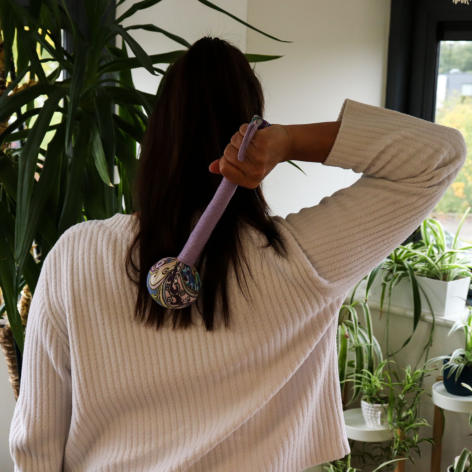 Massagehammer mit Beifuß – Lavendel – Bild 6